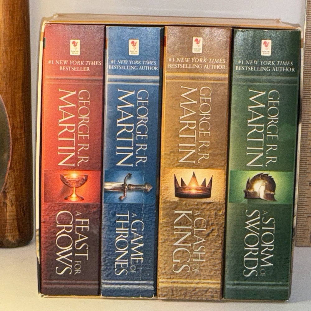 George R. R. Martin'S a Game of Thrones -4 Book Boxed Set Song of Ice and Fire